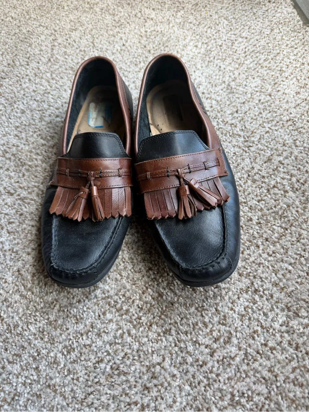Dockers Two-Tone Tassel, Sinclair Loafer, MEN 11. Black and Brown Leather.